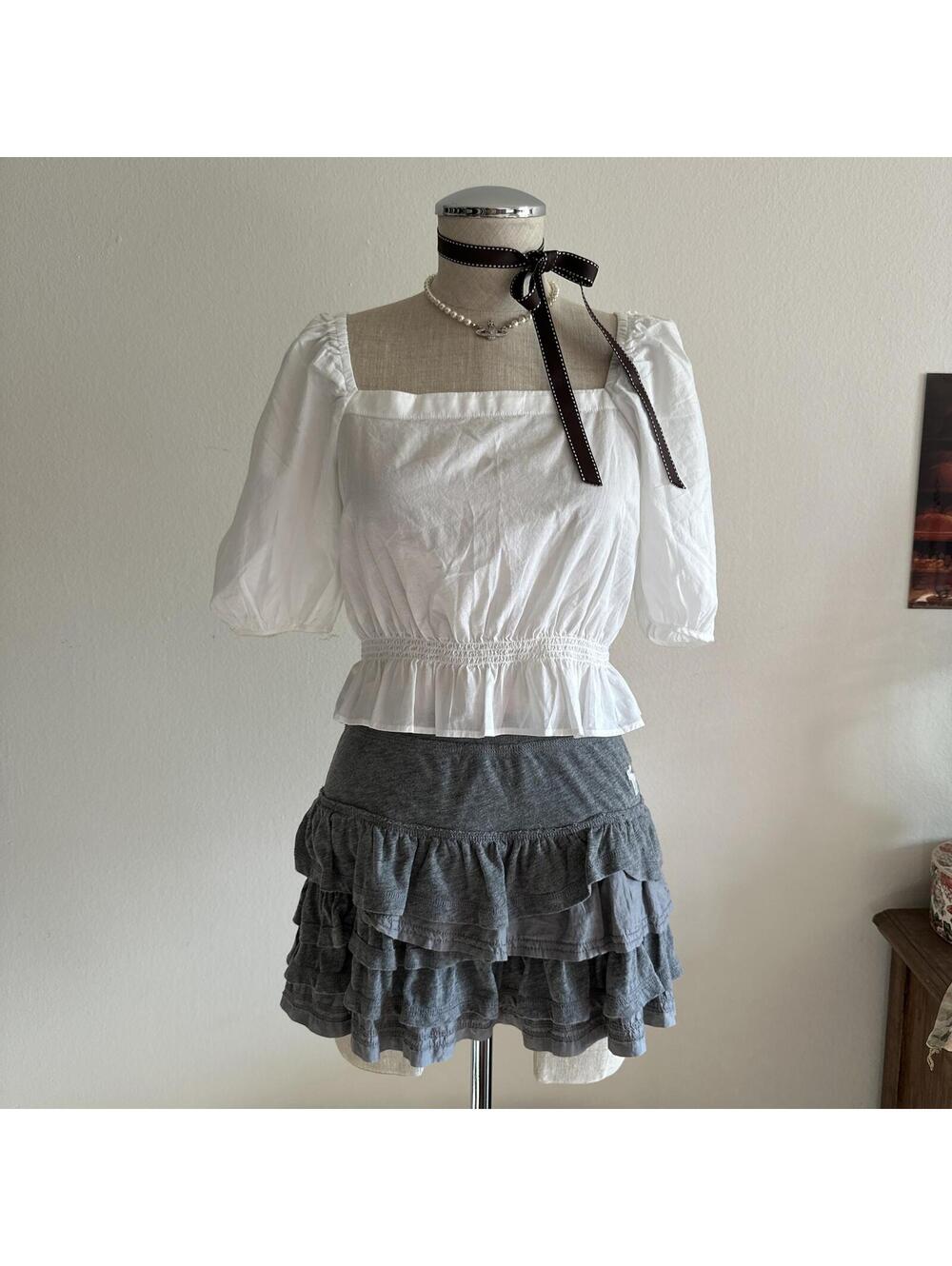 Uniqlo white cotton blouse